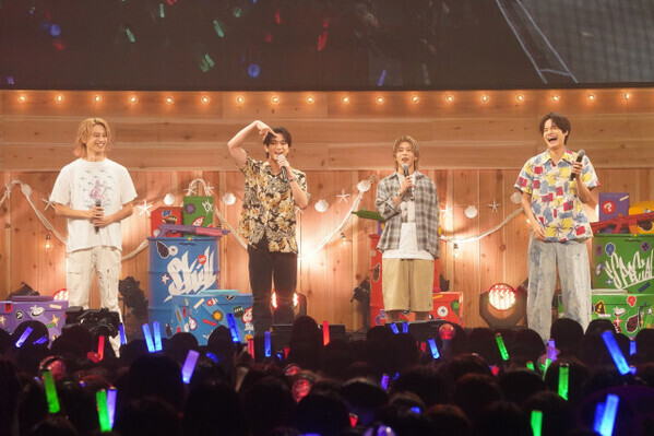 Aぇ! group、せりふ「君の番だよ」を披露し会場沸かす　ファンの目の前で“生検証”