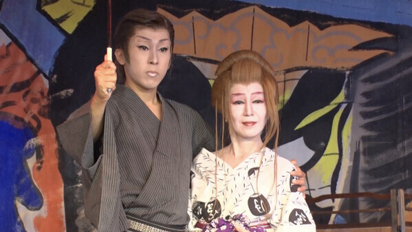 「おしめも交換します」妻60歳＆夫26歳…34歳差夫婦、妻の子どもは夫より全員“年上”　出会って1年のスピード婚を語る