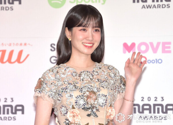 パク・ウンビン＆ヤン・セジョン、“婚約式”でのキス＆家族ショット　Netflix『恋は命がけ』、未公開写真に反響「婚約おめでとう」「美しいカップル」