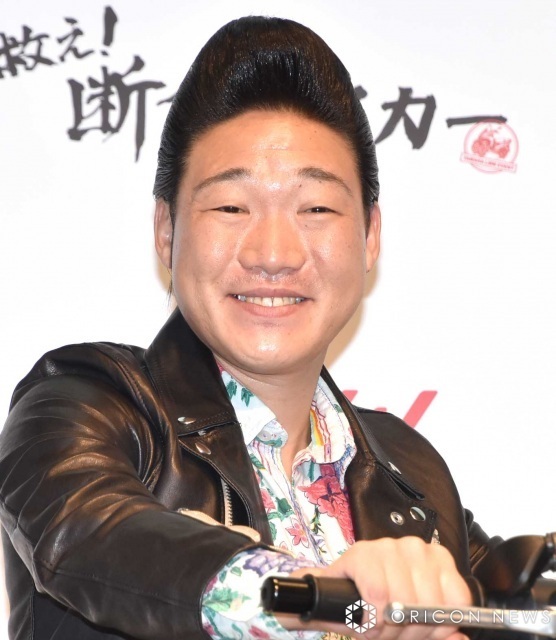 「リーゼントにして10年以上」みやぞん、美容室終わりの“ノーセットヘア”を披露　ファン爆笑「かわいいです笑」「リーゼント前はこんな感じなのですね」