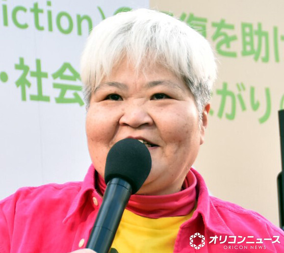 ダンプ松本、92歳の母“顔出し”ショットを公開　母娘の日常に反響「お母さん、満面の笑顔ですね」「うれしそう」