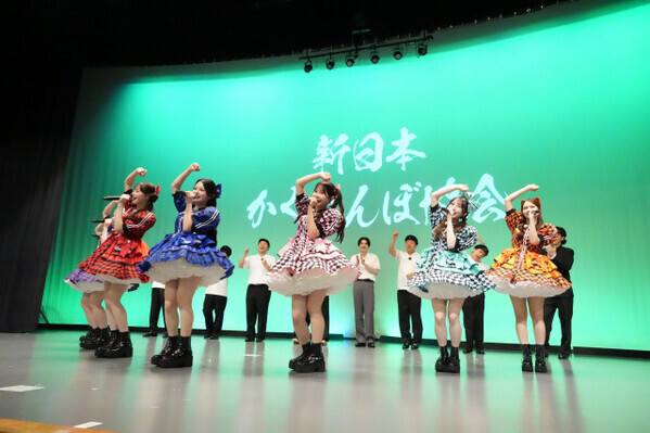 CANDY TUNEフルメンバー＆鈴鹿央士が“学校かくれんぼ”参戦　1700人の生徒と対決に自信