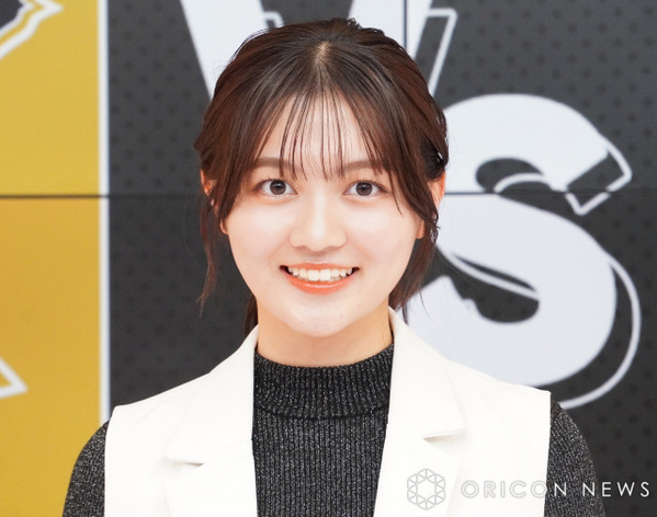 細川愛倫、胸元のぞく“露出多め”タンクトップ姿でホークス戦を観戦「新勝利の女神愛倫」「顔がお父さんそっくり」　父はソフトバンク・細川亨コーチ