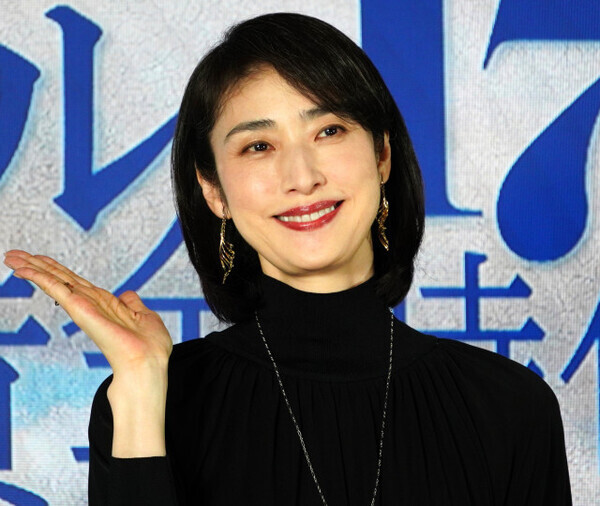 天海祐希、「真珠の耳飾りの少女」フェルメールの謎を追いオランダへ　専門家に20分間質問攻めも