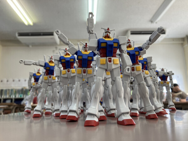 小学校授業『ガンプラアカデミア』が5年で100万人突破　“ご褒美授業”が起こす化学反応も…ガンダムが教育現場の救世主に？