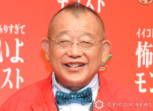 74歳・笑福亭鶴瓶「ご近所さんと甲子園に阪神戦観に行きました」　“ジェット風船”満開のスタンドで観戦ショット披露「めっちゃ楽しそう」「微笑ましい表情が絵になりますね」