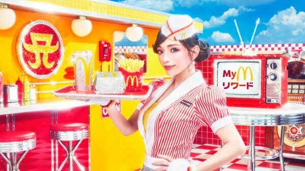 浜崎あゆみとマクドナルドがコラボ　特別セトリの限定ライブ＆新グッズなど企画続々