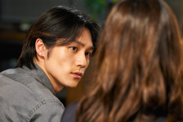 【はだかんぼうたち】松田元太“鯖崎”が修羅場？ある危機に直面　加藤ローサ“桃”に無邪気に近づく