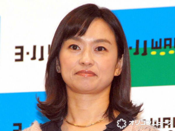 元NHK・住吉美紀アナ、今年も夫の実家・岩手で米の収穫に励む　稲刈り機を運転する姿＆家族勢ぞろいの“顔出し”集合ショットも公開