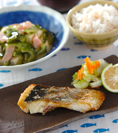 今日の献立は「スズキのシンプル塩焼き」　E・レシピ