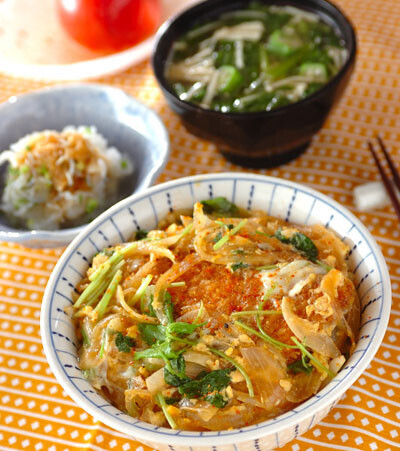 今日の献立は「トロトロ卵のカツ丼」　E・レシピ