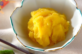 今日の献立は「白みそのお雑煮」　E・レシピ