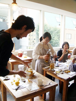 個性的なドリンク作りが魅力 「nomimonoya （ノミモノヤ）」小川純一さんの特集がスタート