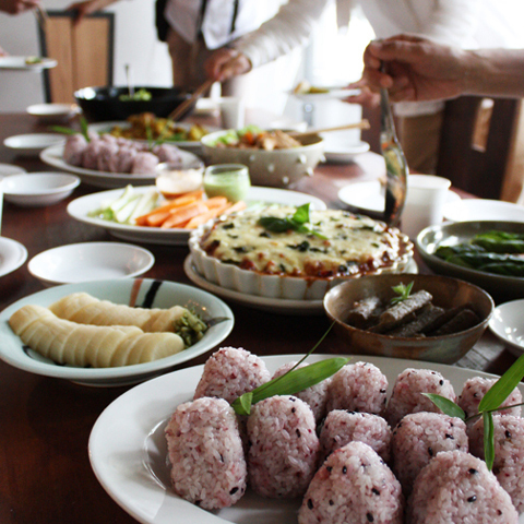 抜群のロケーション！山梨にあるギャラリーTRAXにて 「evam eva shop」 を開催