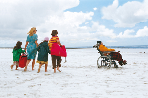 抜群のロケーション！山梨にあるギャラリーTRAXにて 「evam eva shop」 を開催