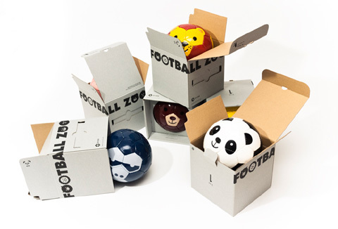 英語が学べる知育サッカーボール「Play！Study！」が新発売