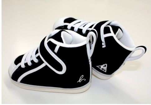 300足限定『アニエスベー　アンファン』と『ルコックスポルティフ』がコラボ、子ども用スニーカー発売