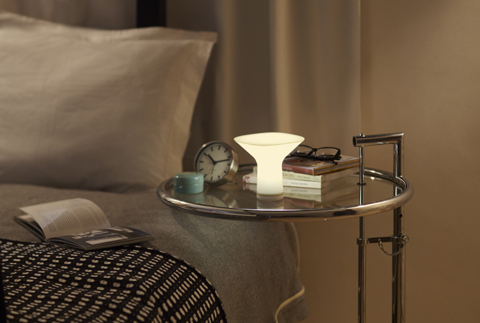 いざという時の非常灯にもなる、オシャレな3Way充電式LEDライトが新発売