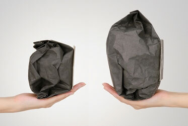 掃除機の紙パック交換の手間を軽減！　三菱電機より「雷神 TC-BXA15P」発売