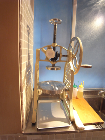 新しくなったギャラリーROCKETで、飯島奈美さんによる食のエキジビション開催中。