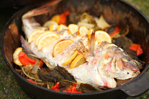 自然の宝庫「タラサ志摩」で体験する“鯛釣りキッチン”