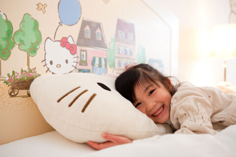 ハローキティ オリジナルボトルを発売！「ヤシノミ洗剤」40周年記念キャンペーン