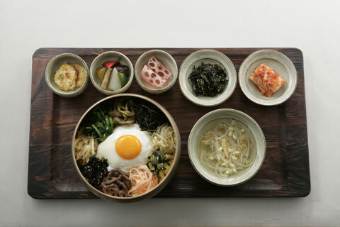 伊勢丹新宿店に「韓定食」が楽しめる店〈古家〉がオープン