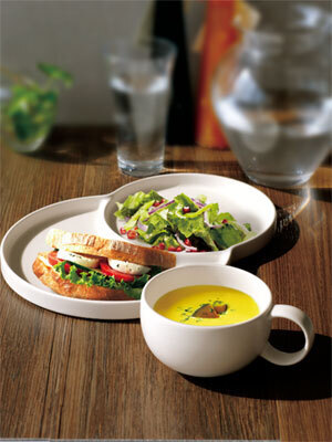 「リチャード ジノリ」が「ミナ ペルホネン」とコラボ！限定商品が登場