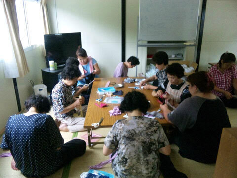 おばあちゃんたちの手編み布草履、一般販売開始！