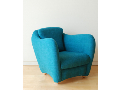 IDEEで大人気のミニソファに「2011冬 限定カラー」が登場！