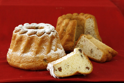 雪だるまパンや伝統菓子、アドヴェントカレンダーなどを販売、ドンクのクリスマスフェア