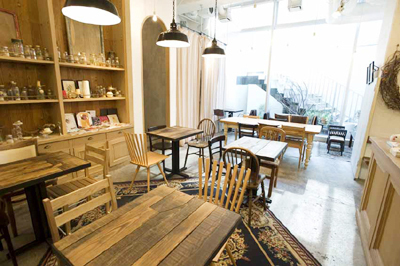 11時オープン、“ママだけランチ”におすすめ！第二弾　TOKYO SWEETS FACTORY