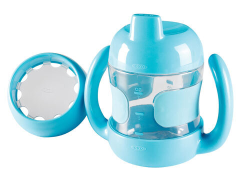 子供の成長とともにステップアップするOXOのカップシリーズ