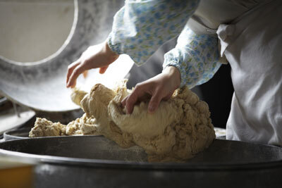 東北の知恵と工夫に満ちた「食と住」を紹介！企画展 「テマヒマ展〈東北の食と住〉」とは