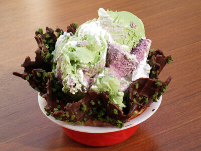 コールド・ストーン・クリーマリーの春限定グリーンティーアイスクリーム新商品を食べてみた！