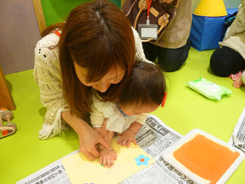 キドキド全店舗で赤ちゃんとママ向けプログラム「赤ちゃんの日」を毎週開催