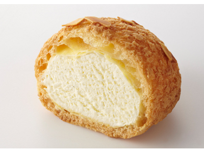 タリーズの初夏先取りスイーツはシューアイス&メロンパン