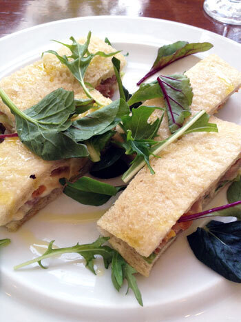 上野万梨子さんの新レシピ本『パンを楽しむレシピノート』刊行！