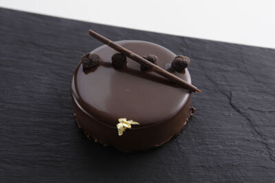 「パーク ハイアット 東京」新ペストリー シェフによる新作スイーツ続々。