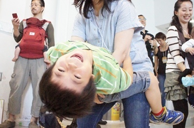 「ママモコモくらぶセミナー　パパイヤ鈴木さんと踊ろう親子ダンス」イベントレポート♪