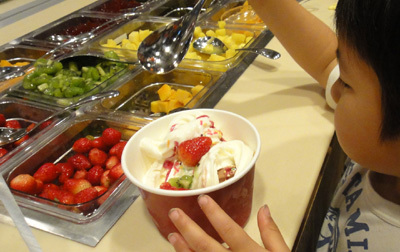 フローズンヨーグルト＆ソフトクリームバー Lemson’sがオープン