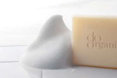 うるおいをぐんぐん引き寄せる 〈新・オーガニック石けん〉が誕生
