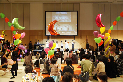 0歳から楽しめる「高嶋ちさ子 バギーコンサート」が東京ミッドタウンで開催