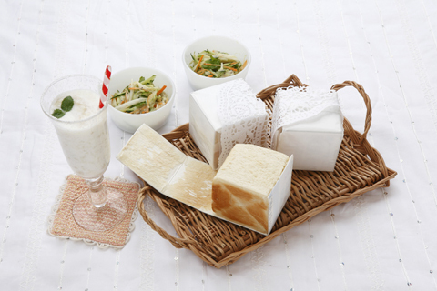 おいしいパン作りにチャレンジ！YOMEちゃん 親子料理教室レポート