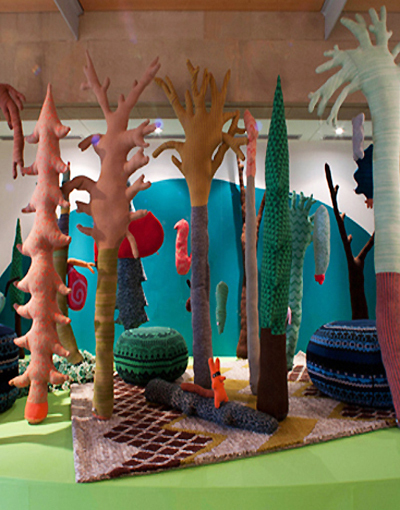 子どもと一緒に楽しめる夢の世界。クリスマスをテーマにした、ドナ・ウィルソンの展示開催！