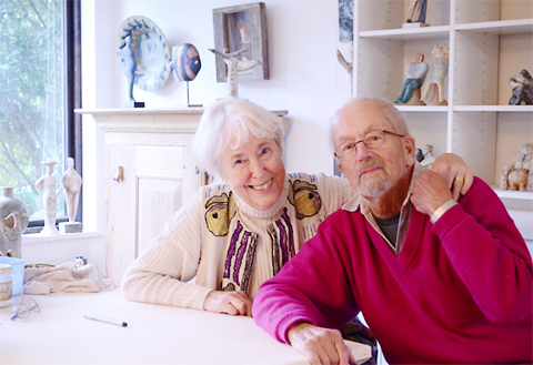 日本で初めての、スウェーデンのアーティスト、リサ・ラーソン夫妻による２人展を開催。