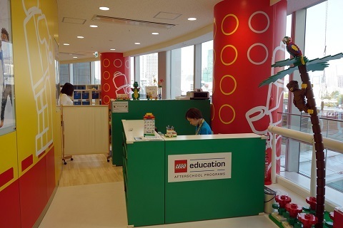 日本で唯一！　レゴ（R）ブロックのブランドストアとスクールの併設店舗が六本木ヒルズに登場
