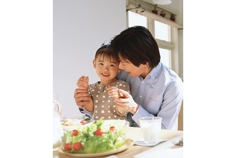 ちょっとした気づかいでイケダンに！ イケダン3要素は「バリバリ働く」「料理」「さわやかな外見」 結婚記念日に見せるイケダンぶりとは!?