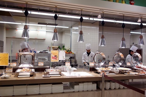 無料送迎バスで首都圏からホテルへ直行！　子連れに人気の「スパリゾートハワイアンズ」宿泊レポート