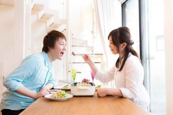 2位「辻＆杉浦」1位は？ イラッとする芸能人夫婦ランキング